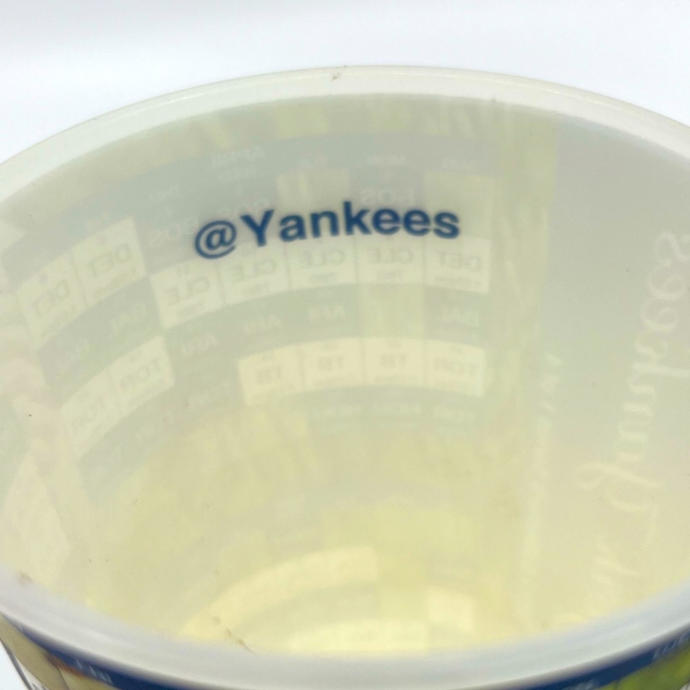 BUNDLE Yankees / 2013 Collector’s Series 1 of 4 Yankee Stadium Plastic Cups NYC - Picture 7 of 8